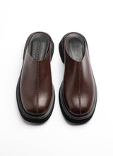 Load image into Gallery viewer, Sammy Seam Clog