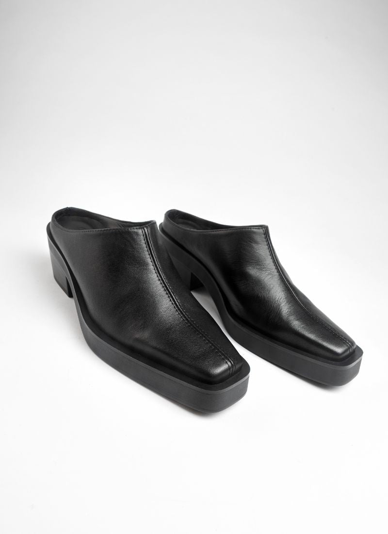 Winona Western Mule